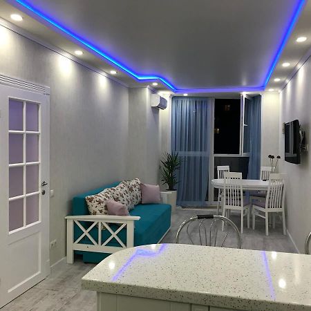 Luxe Apartment On Drahomanova Kiev Exterior foto