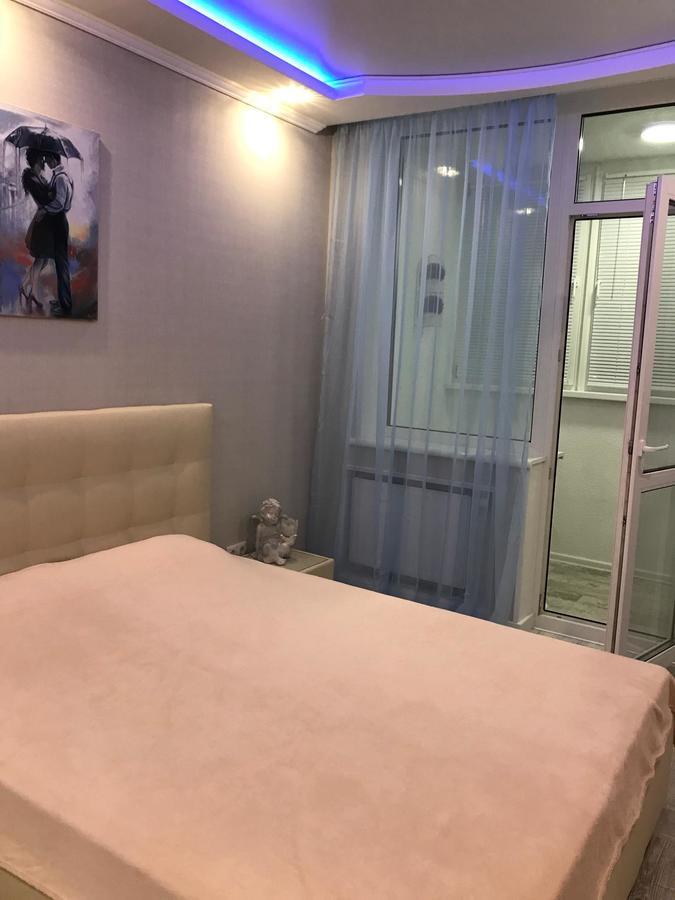 Luxe Apartment On Drahomanova Kiev Exterior foto
